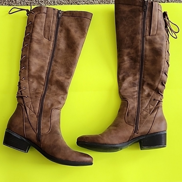 BareTraps Shoes - Womens Baretraps Gardyna tall brown boots size 8.5